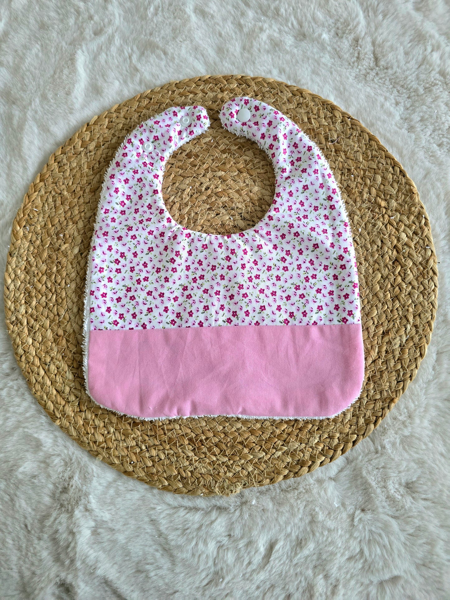 Bavoir personnalisé fleurs