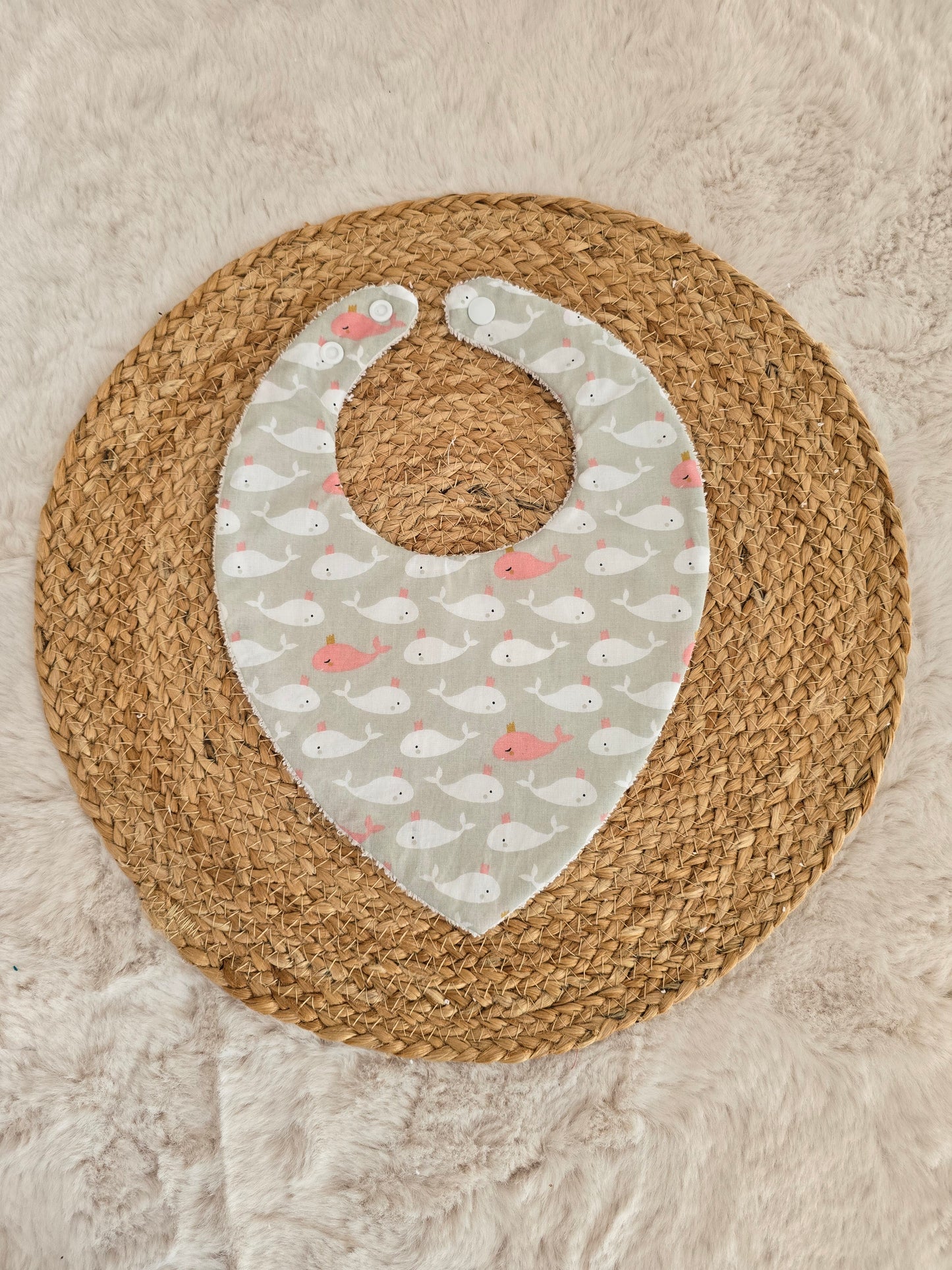 Bavoir bandana baleine