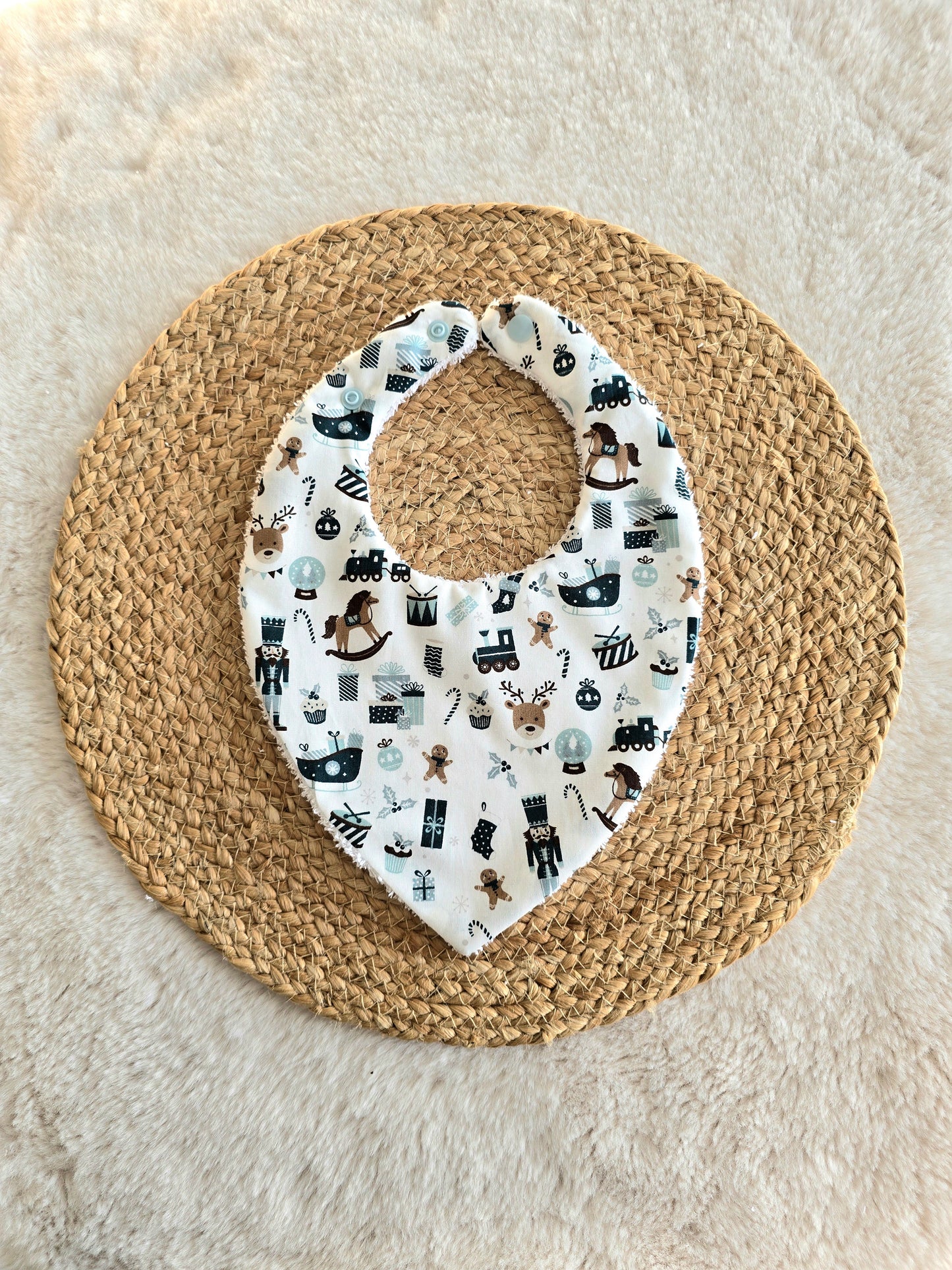 Bavoir bandana casse noisette