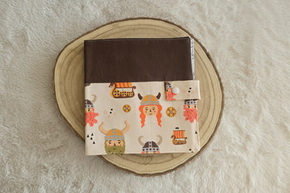 Cahier de coloriage viking beige