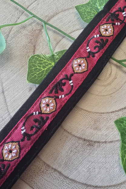 Porte-clés noir et rouge galon